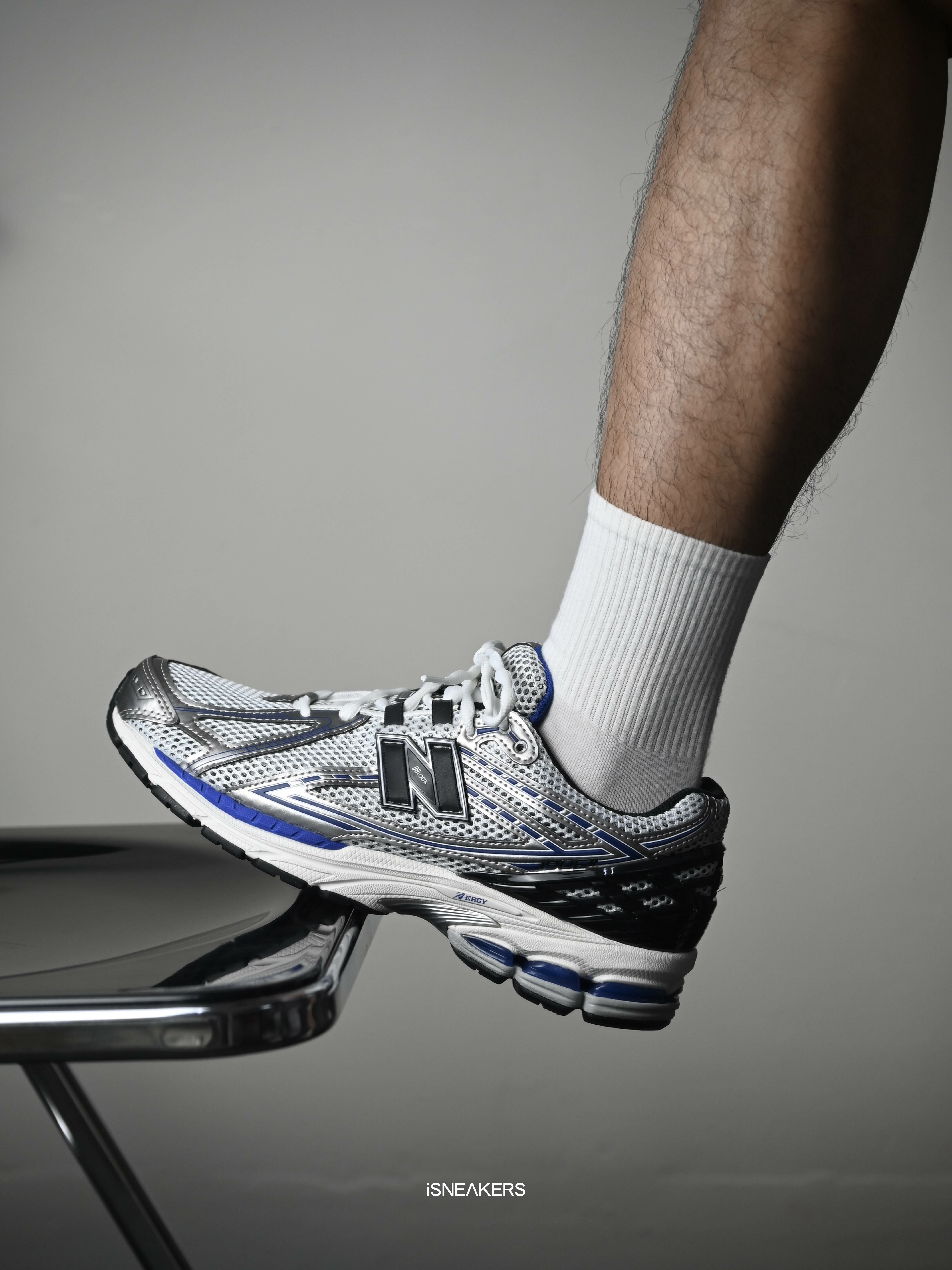 iSNEAKERS｜New Balance 1906R "Silver Metallic" 銀黑 M1906RCD