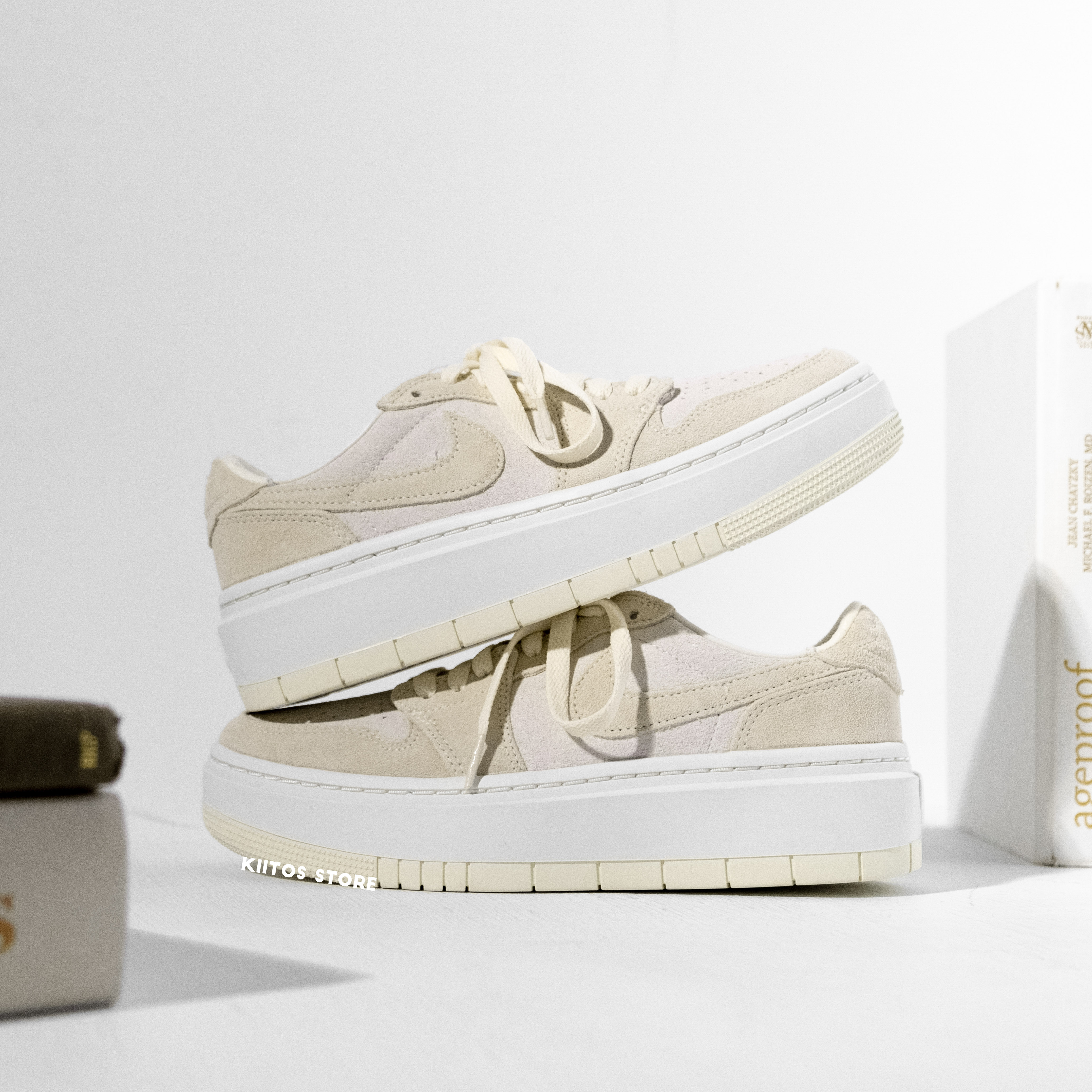 NIKE AIR JORDAN 1 LOW ELEVATE SE 麂皮燕麥奶