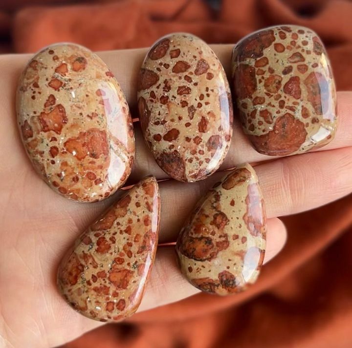 [原石] 小行星碧玉 水晶墜面