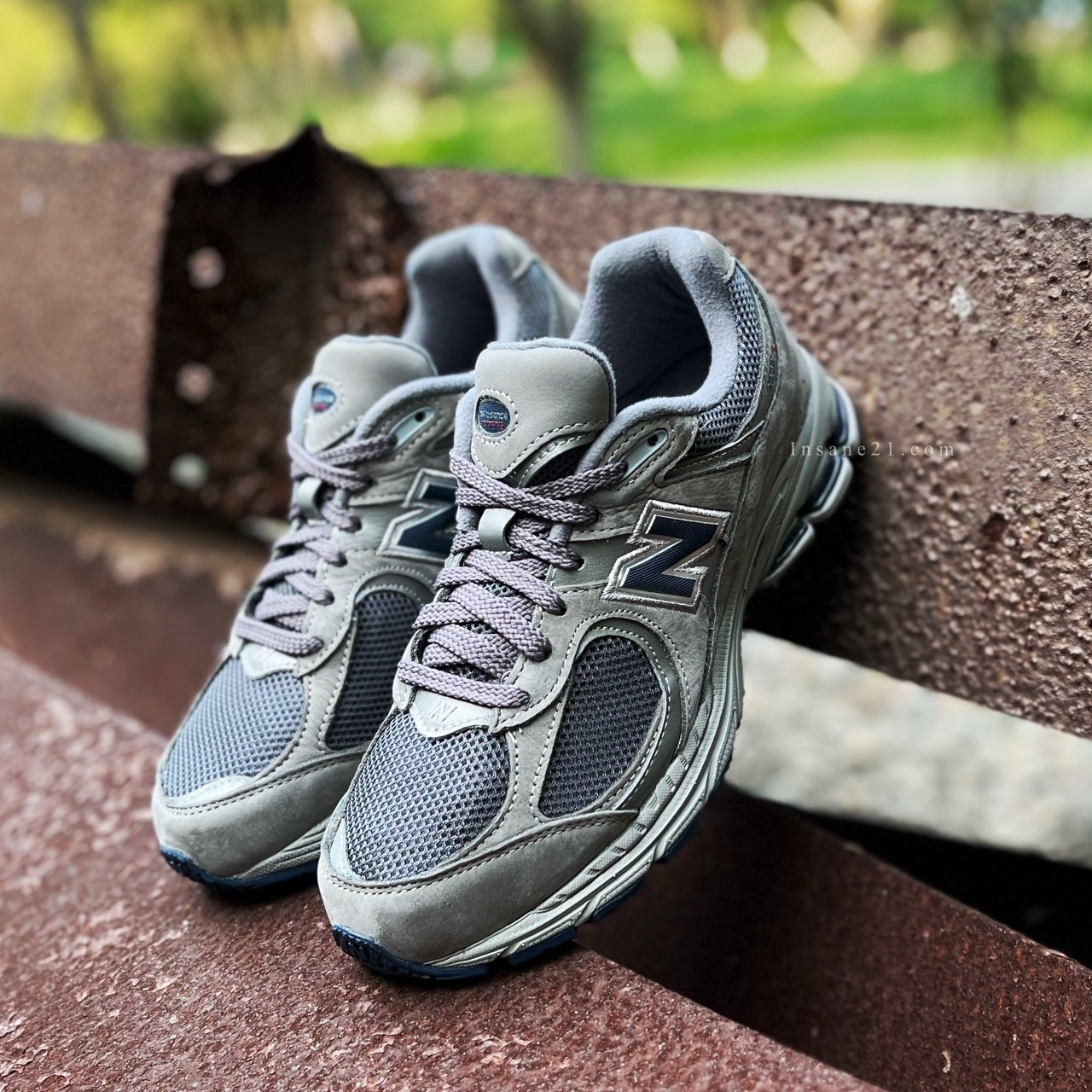 NEW BALANCE 2002R 深灰棕ML2002RA