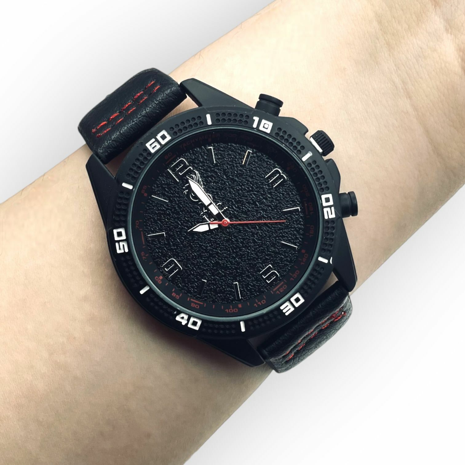 利物浦黑色白字皮帶手錶