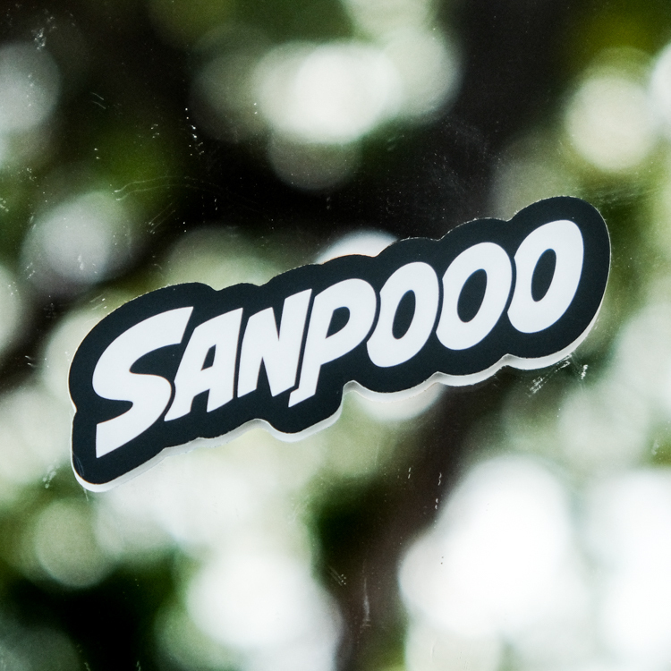 SANPOOO｜防水貼紙｜LOGO｜黑底白字