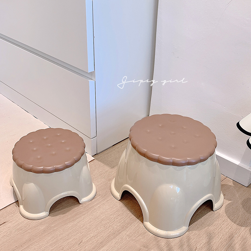 《2324》巧克力餅乾拼色簡約小坐椅