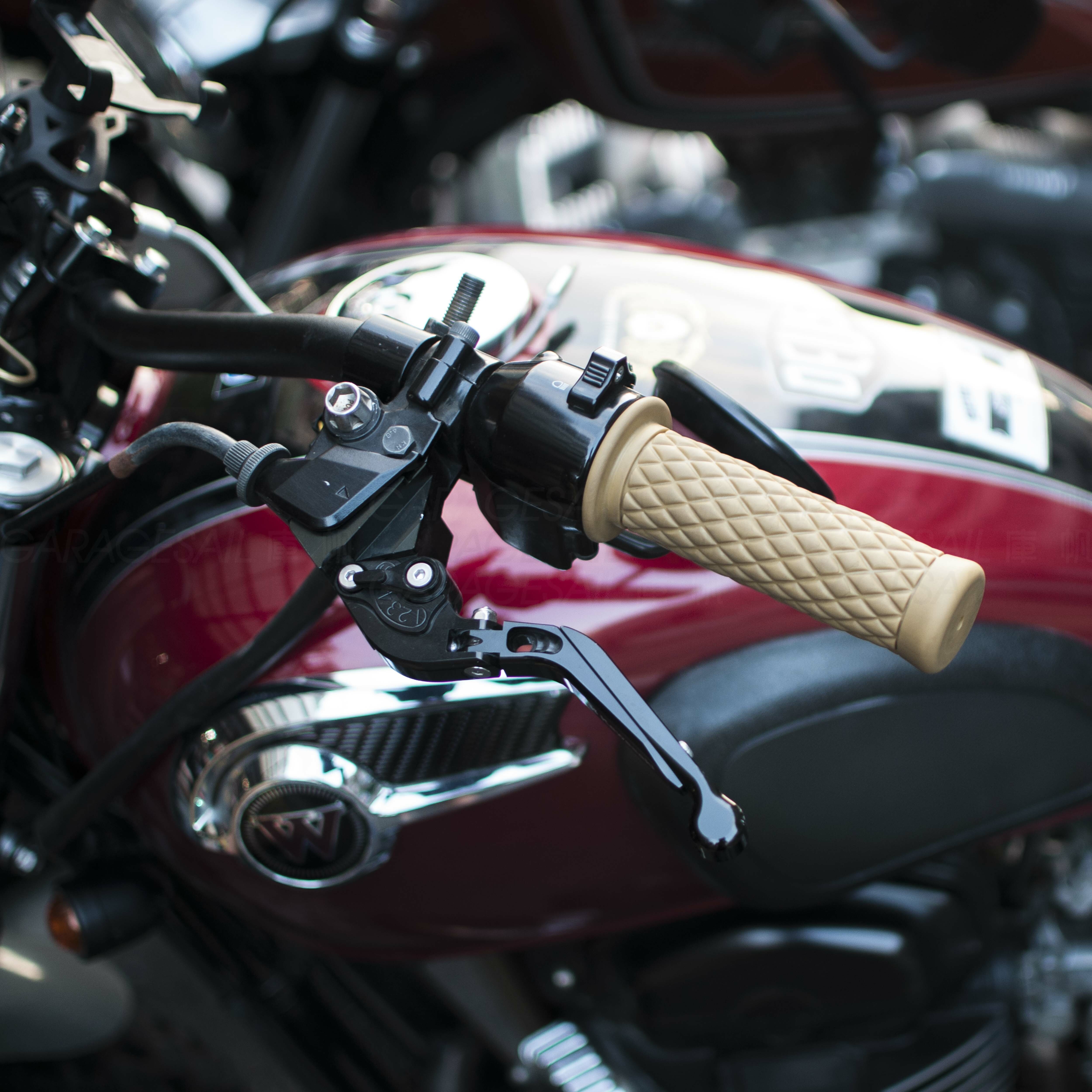 橡膠 握把套 菱格紋 - 米白