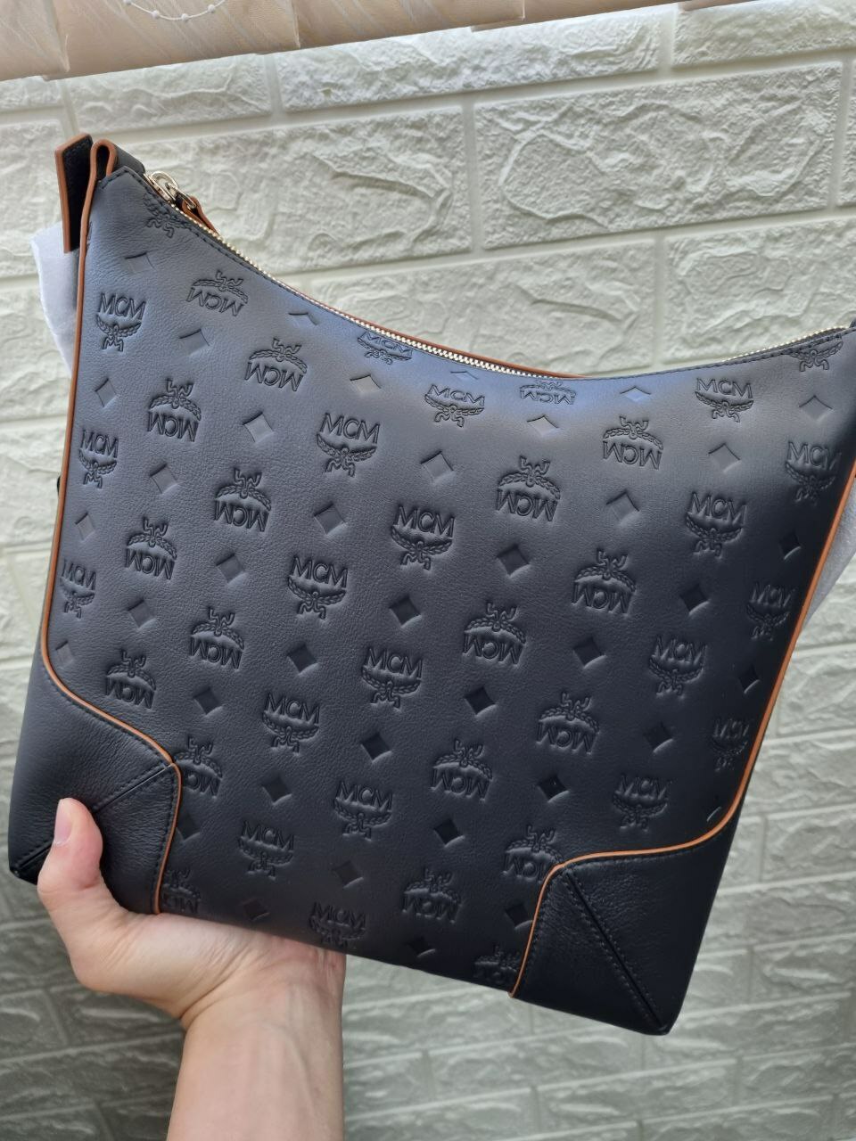 [S] MCM MEDIUM AREN HOBO MONOGRAM LEATHER,BLACK, 8809675915914 (SMCM66)