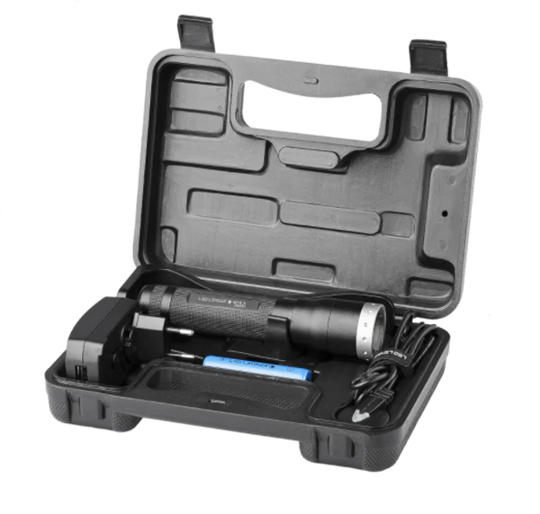 Ledlenser 充電手電筒 M7RX