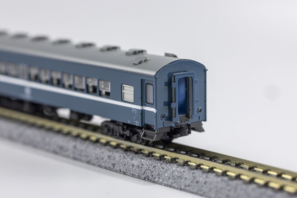 台湾　鐵支路模型 客車 35SPK32700  NK3509T 鉄支路　海外 鐵支路NK3509T-1 N規35SPK32700(T) 普快客車(有水箱).浪漫藍