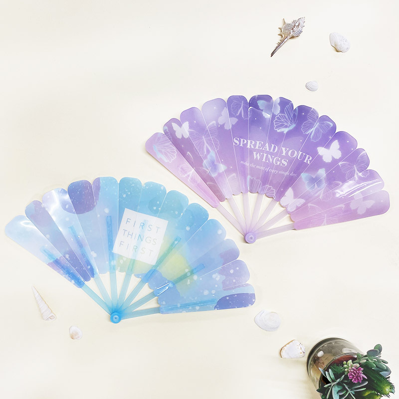 塑膠折扇/水彩 24.4cm