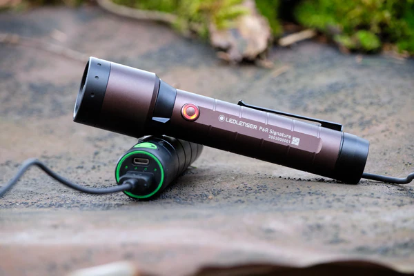 Ledlenser 充電防水手電筒 P6R Signature