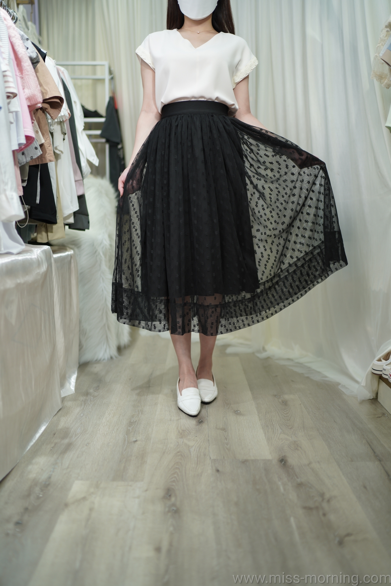 V領顯瘦款上衣(13239)&小花花圖案Lace裙(33567)