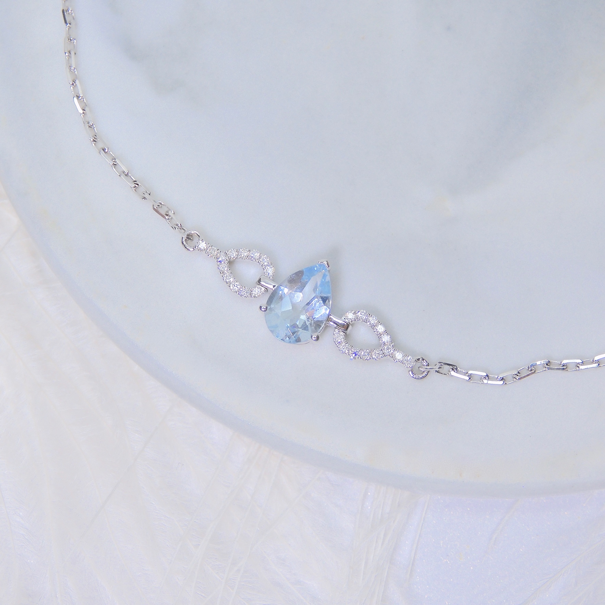 18K金 0.52ct 海藍寶手鏈