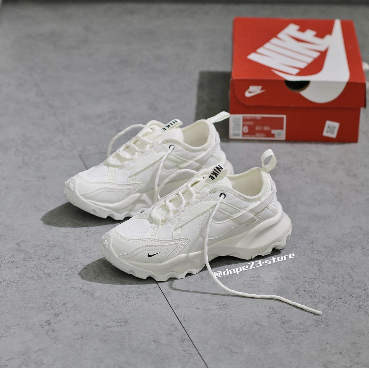 Nike TC 7900 Sail (W) DD9682-100