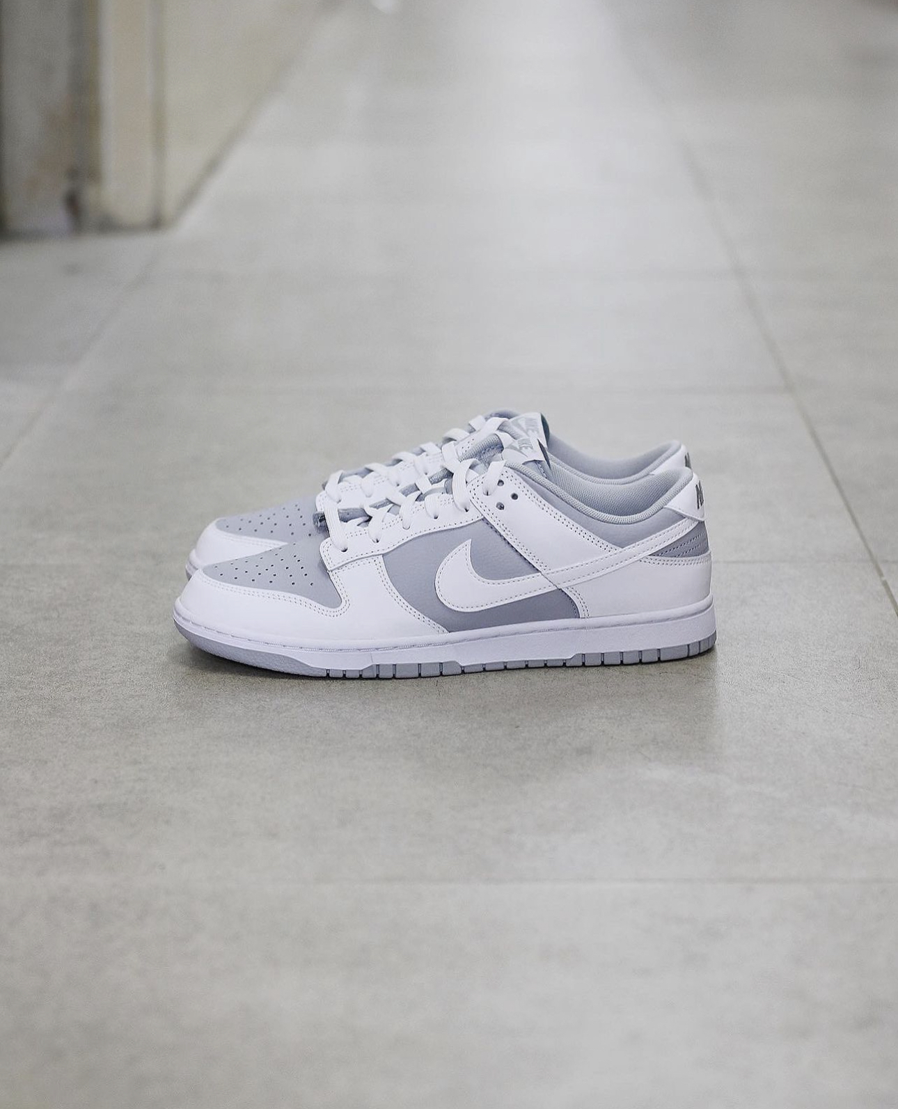 Nike Dunk Low Retro White Grey  DJ6188-003