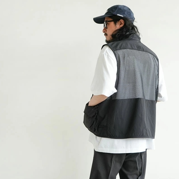 日本代購 THE NORTH FACE 北臉 網眼背心 背心外套 透氣 黑 NP22331 JUN-