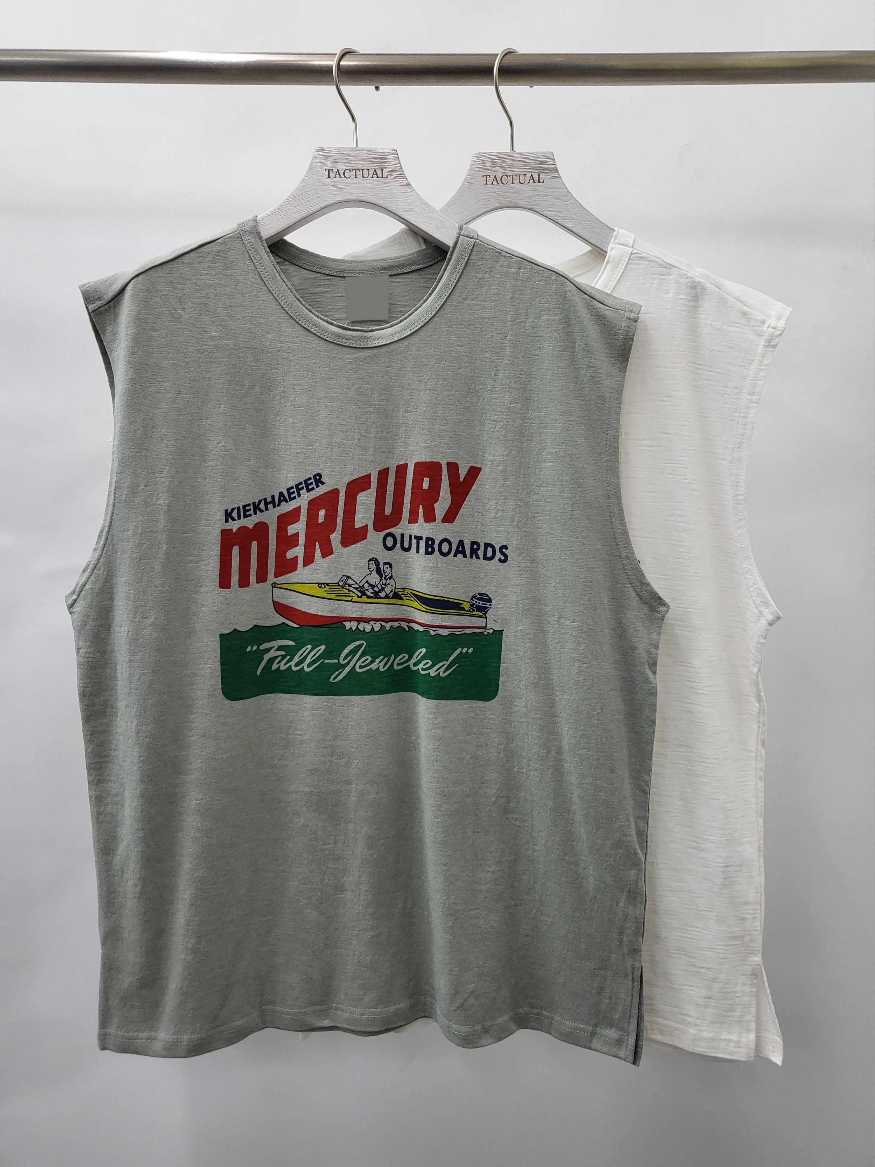 英文字圖案背心 V924