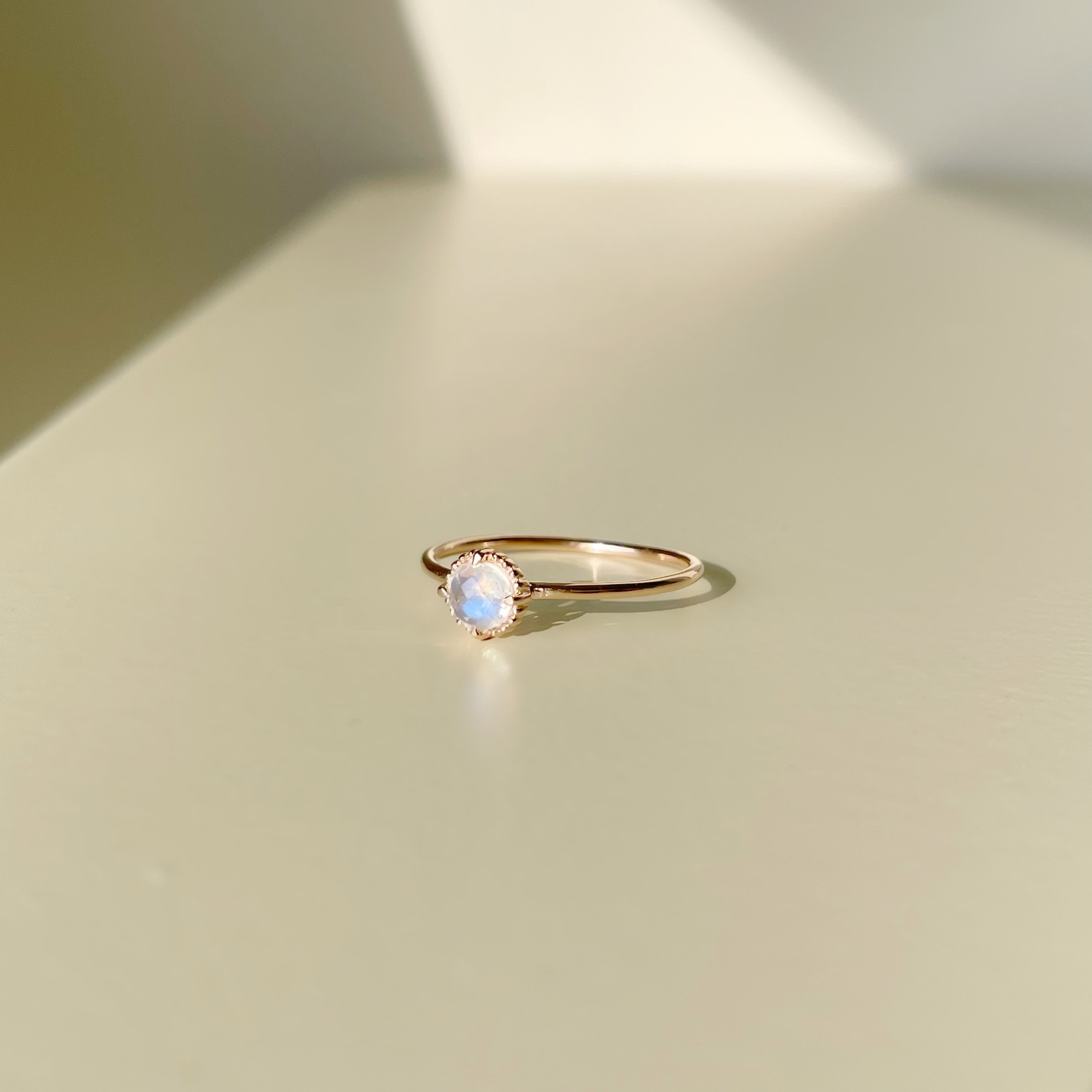 蛋撻月光石戒指