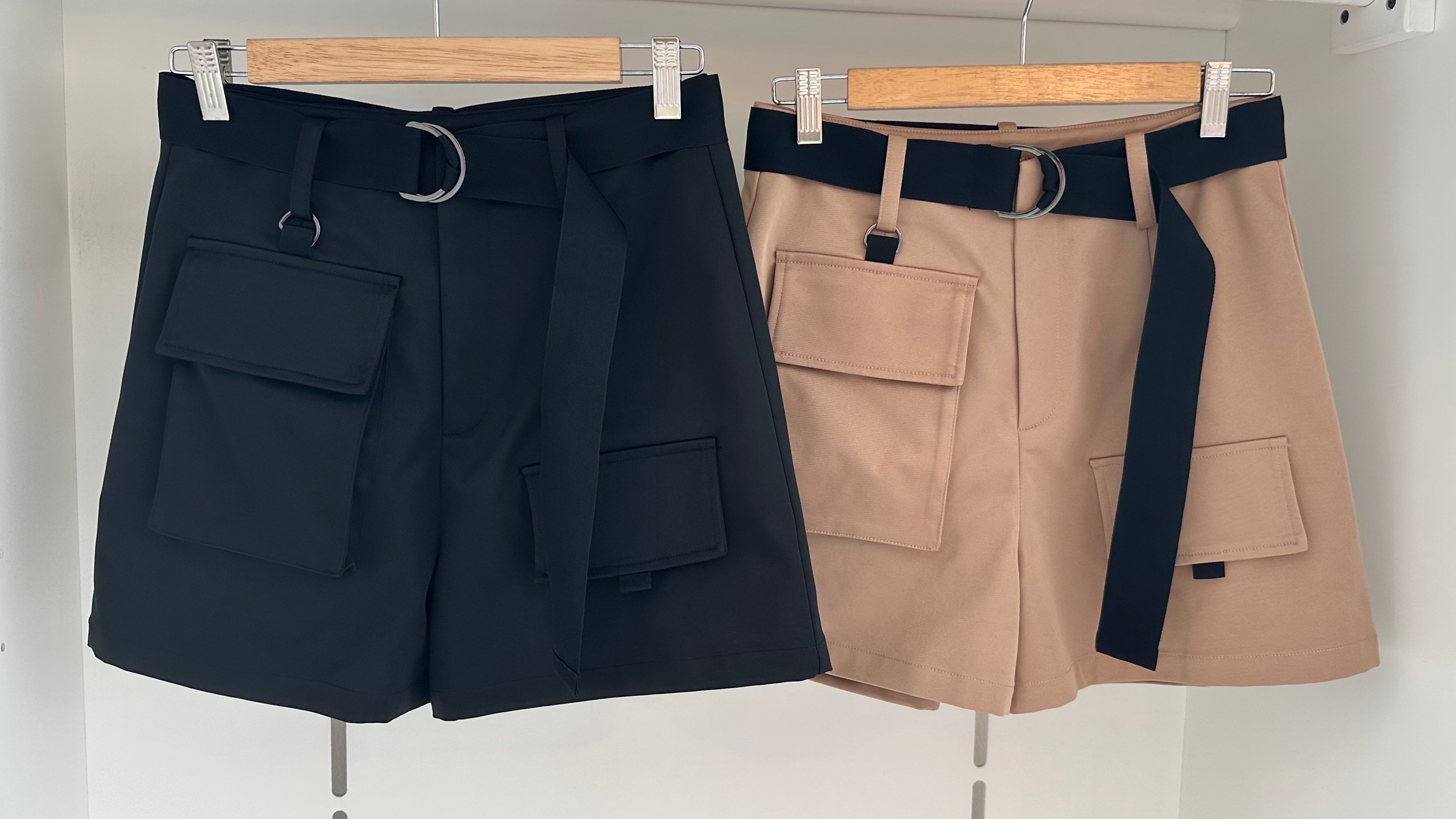 HIGH WAIST CARGO SHORTS