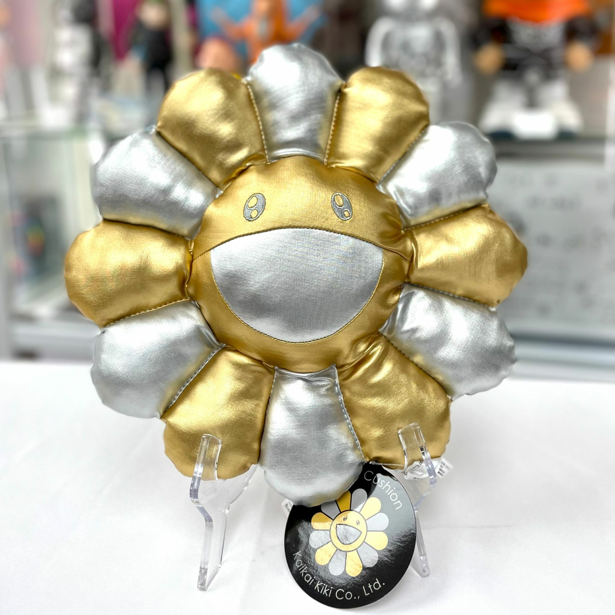 30cm / 60cm Takashi Murakami Flower Cushion (Silver & Gold)(Sliver Mouth)