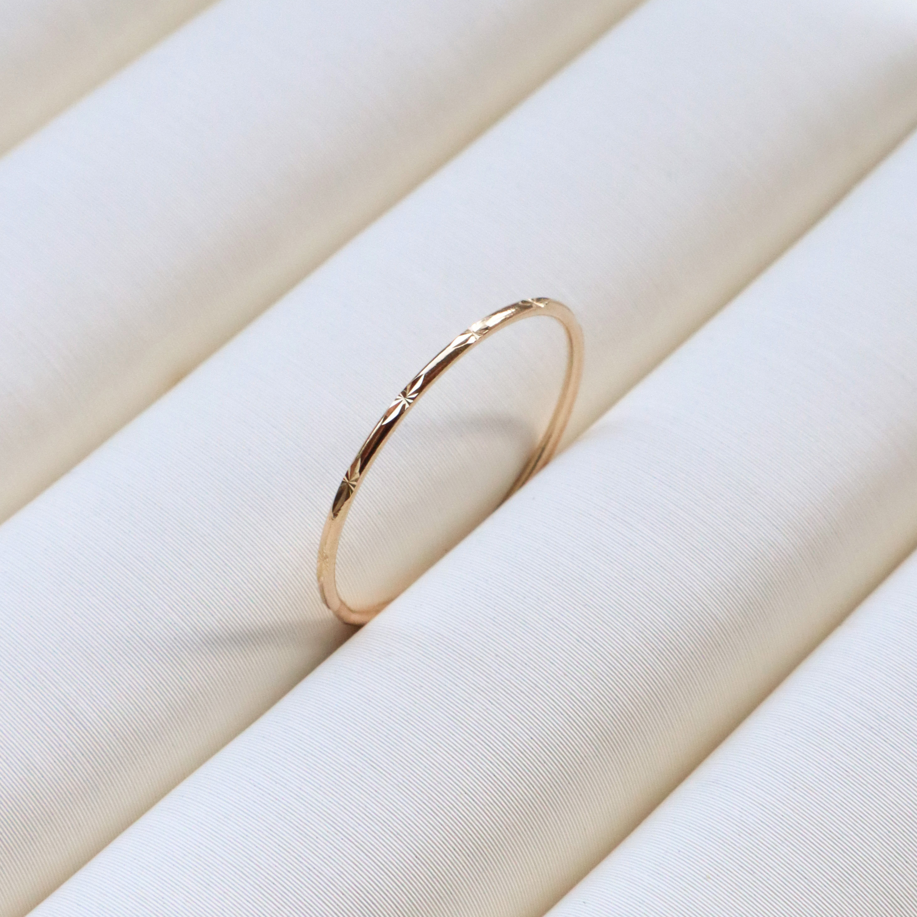 K10/花型雕刻線戒