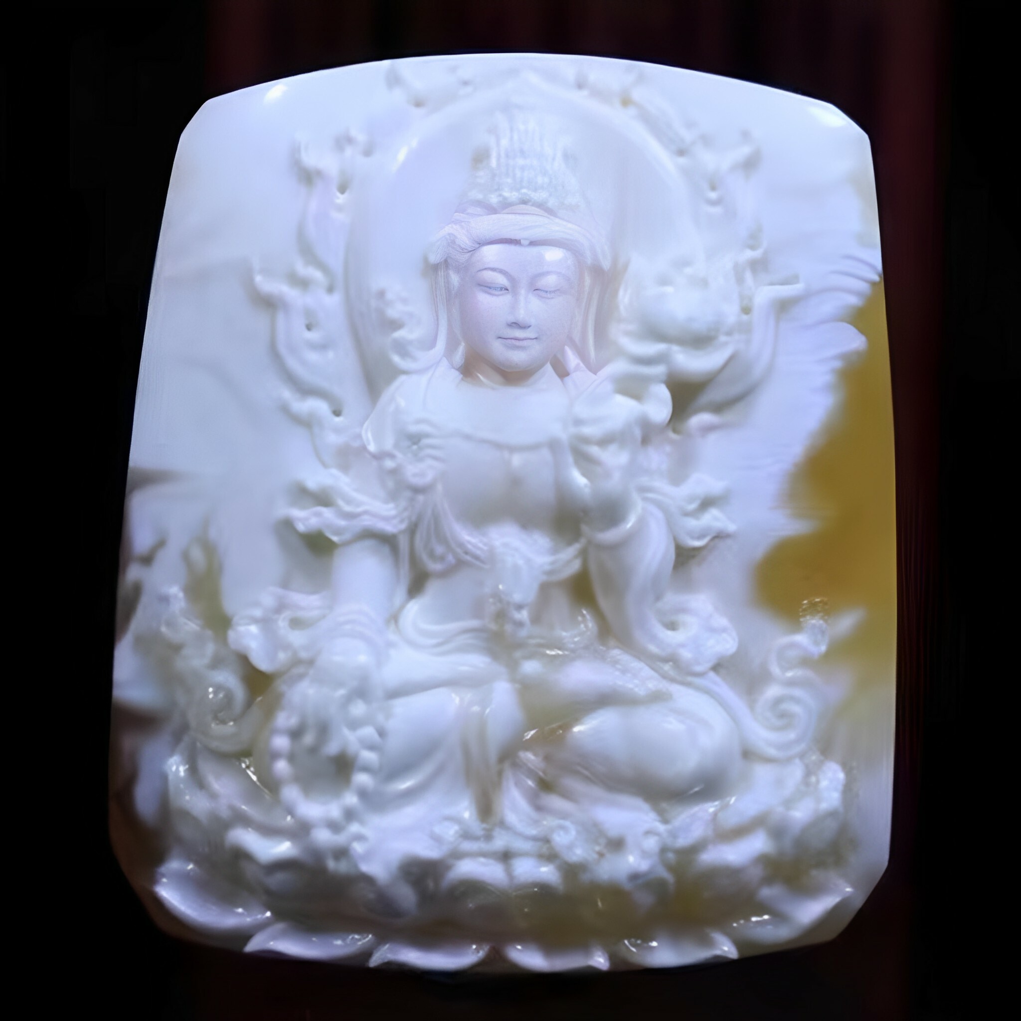 傳家孤品3A天然俄羅斯白蜜蠟大師工藝觀音掛牌