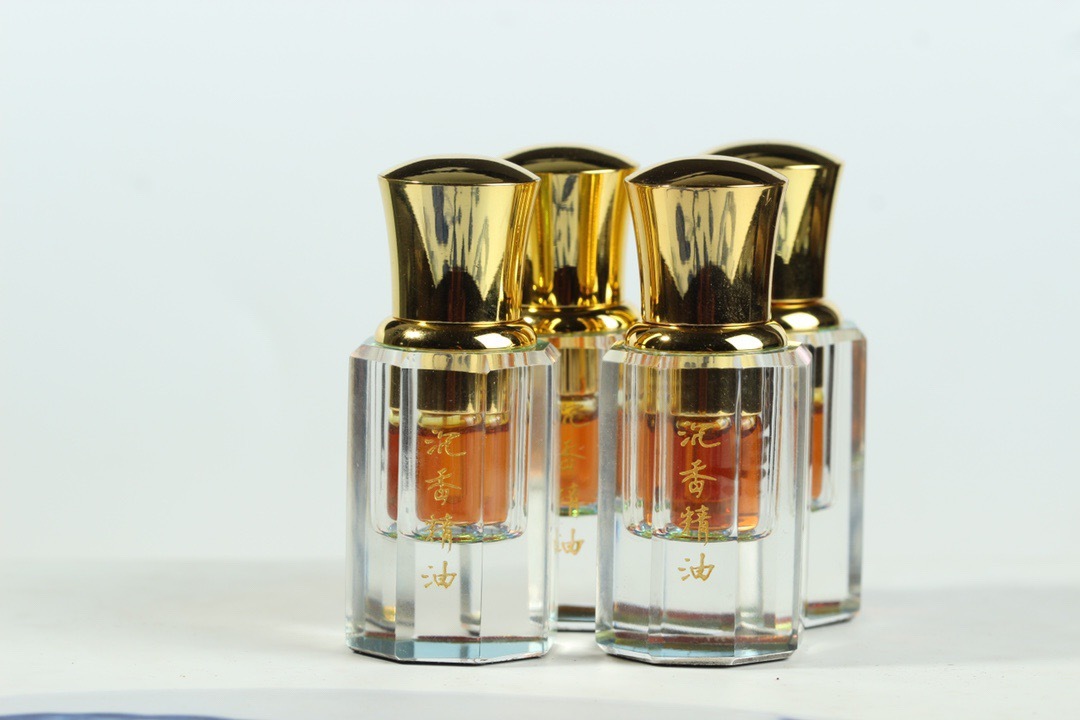 The Alluring Fragrance of Liquid Gold Oil（Sovereign class）