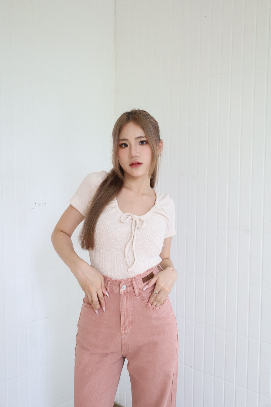 甜美奶糯綁帶上衣