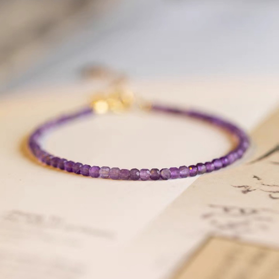 【紫藤花】天然薰衣草紫水晶方糖2mm水晶手鍊/水晶手串