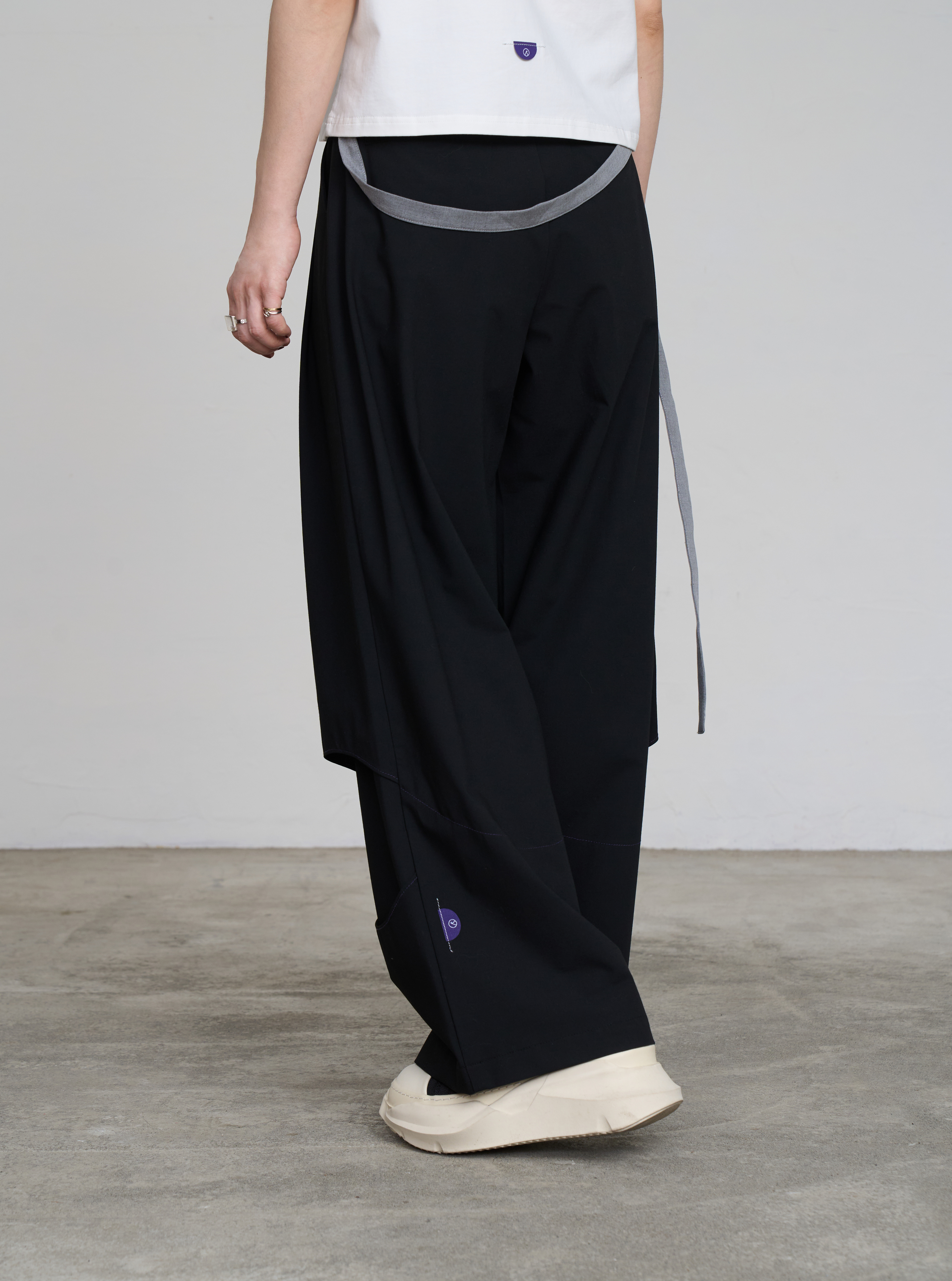 Relaxed Tailored Trousers | Black