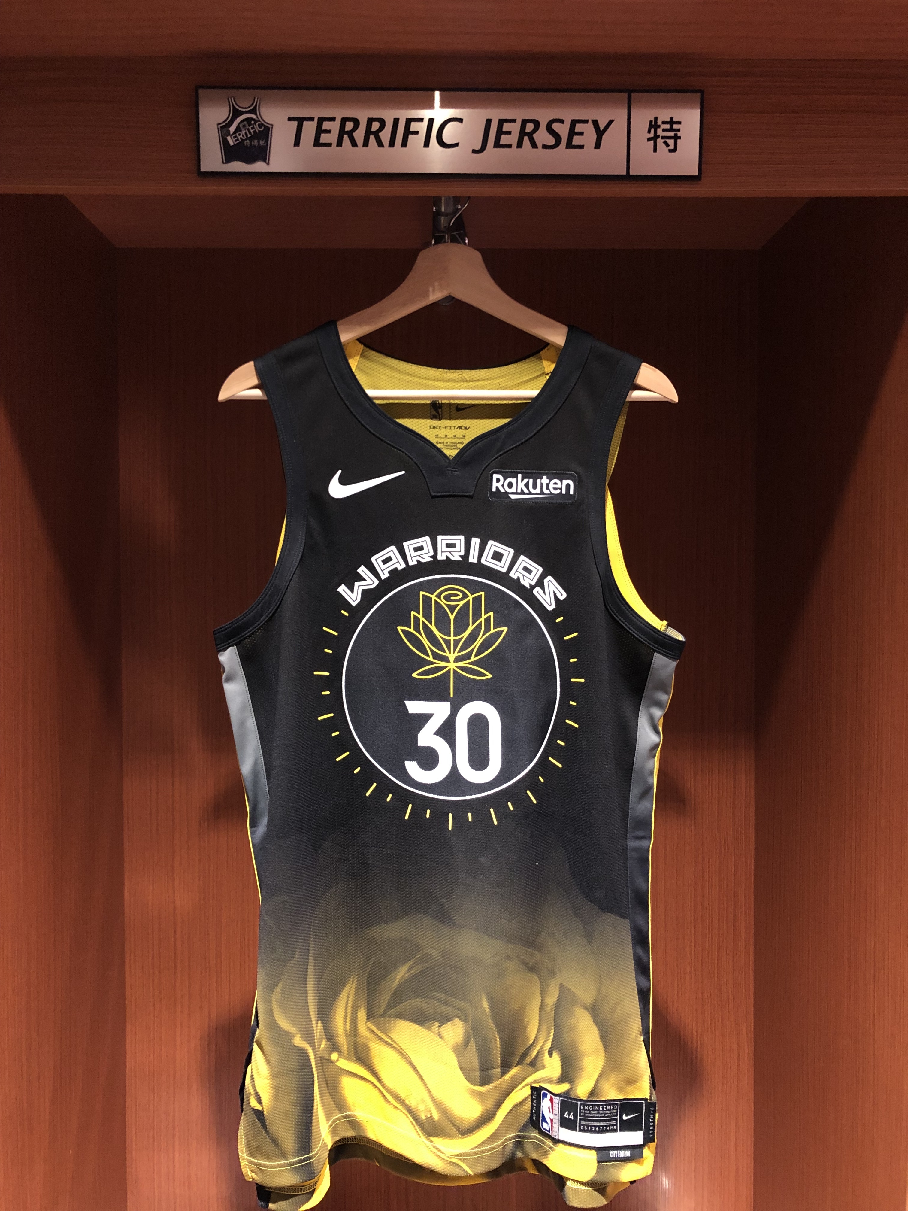 NBA球衣 Stephen Curry 金州勇士城市 City Nike Authentic 球員版 電繡 含贊助商標 全新