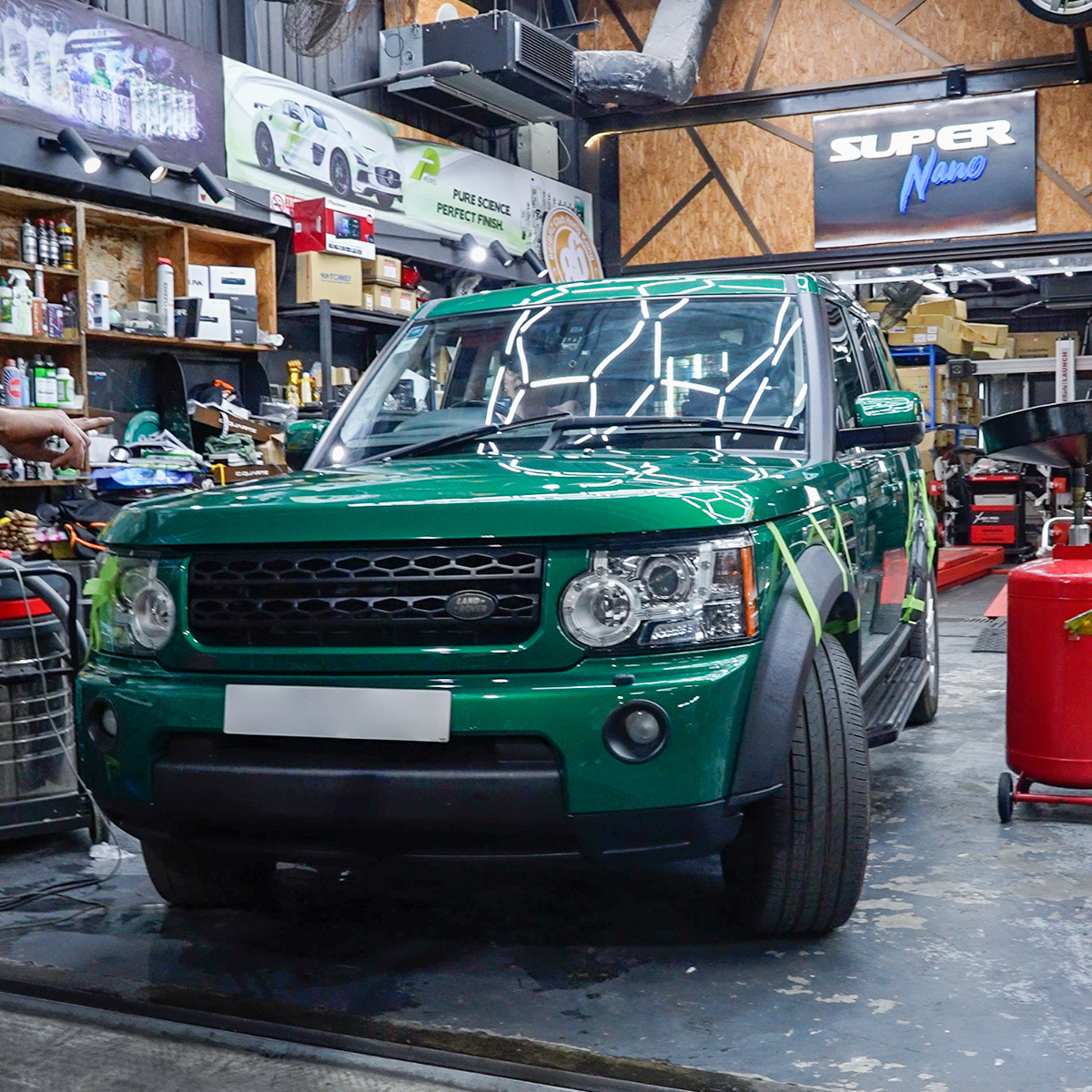 Land Rover Range Rover: Car Coating Service