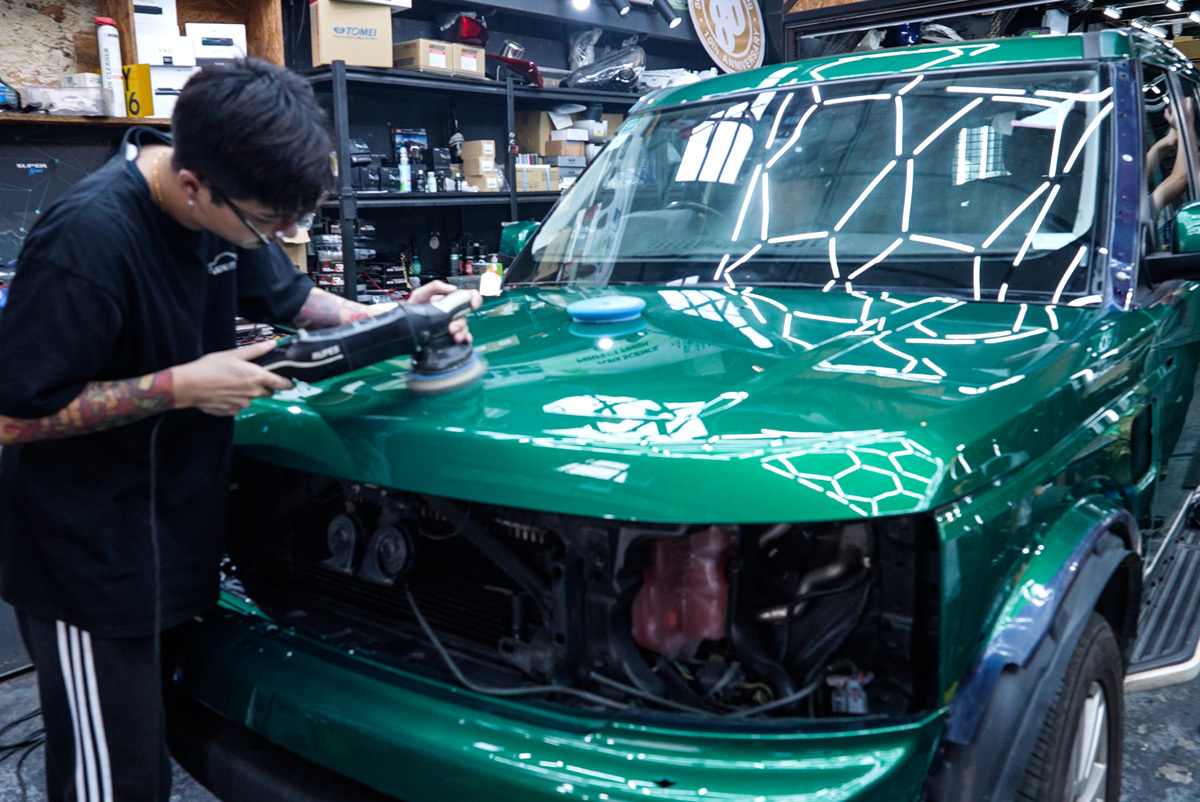 Land Rover Range Rover: Car Coating Service