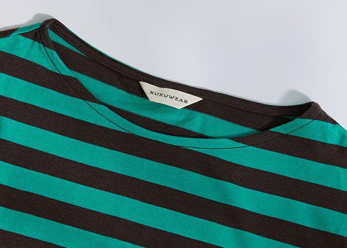 柔軟海平線條紋短袖上衣