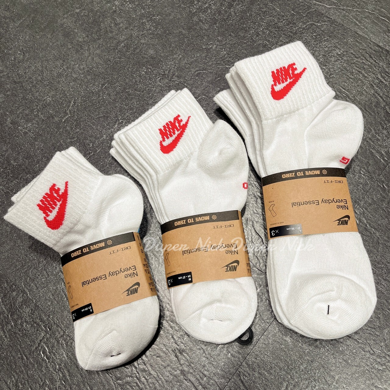 NIKE LOGO中筒襪 一組三雙三色