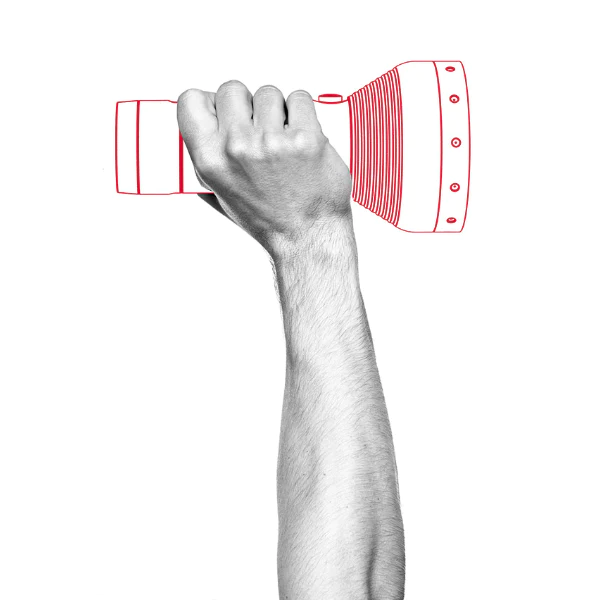 Ledlenser 充電戶外探照手電筒 P18R Signature