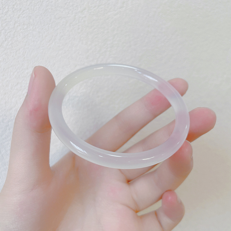 【玉鐲】白月光玉隨叮噹鐲-4mm：深層而溫和的癒合能力