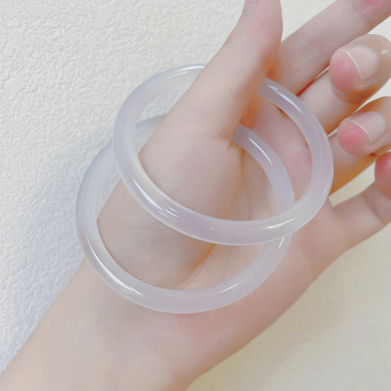 【玉鐲】白月光玉隨叮噹鐲-4mm：深層而溫和的癒合能力