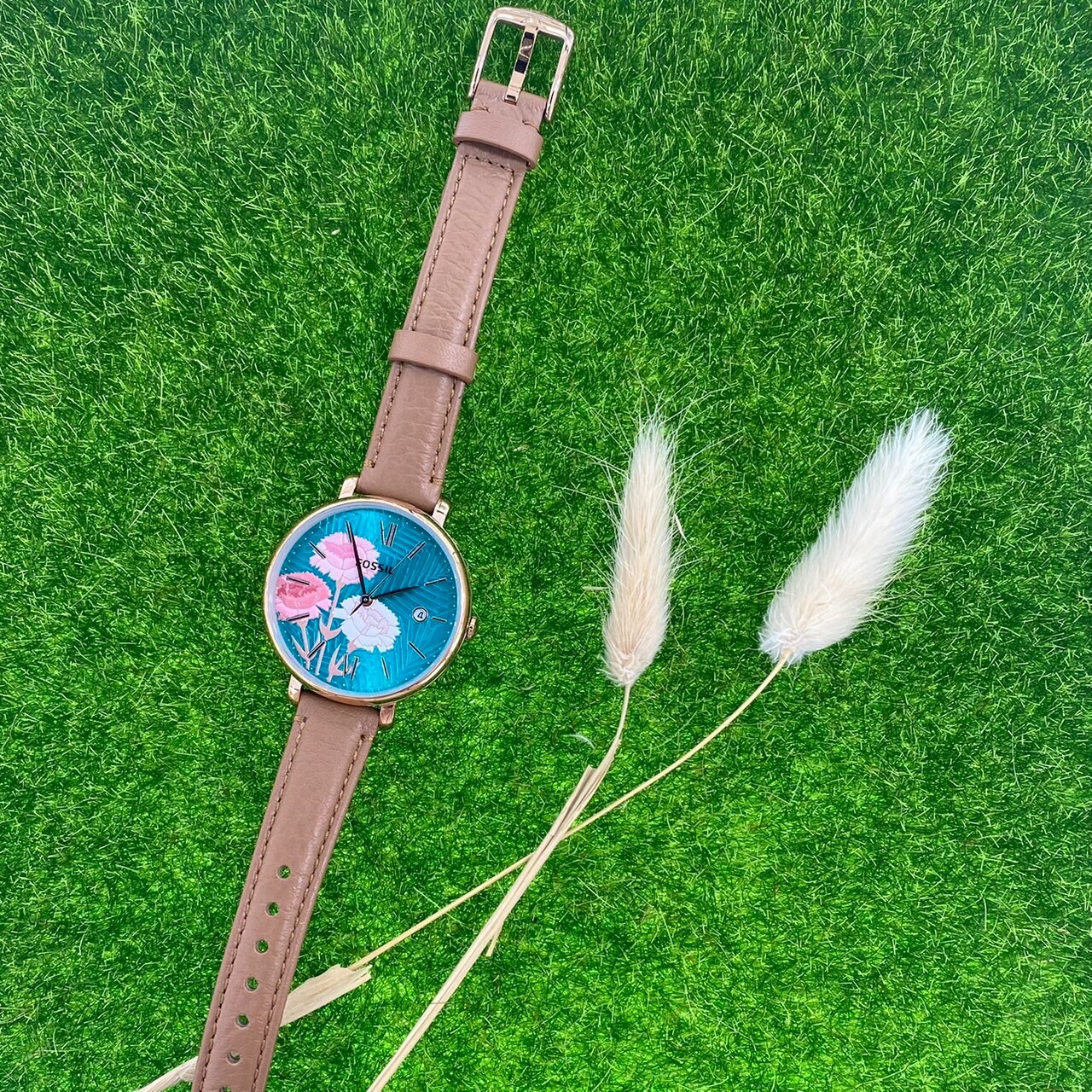 【FOSSIL】Jacqueline 花朵綻放皮革腕錶 ES5274 36mm 現代鐘錶