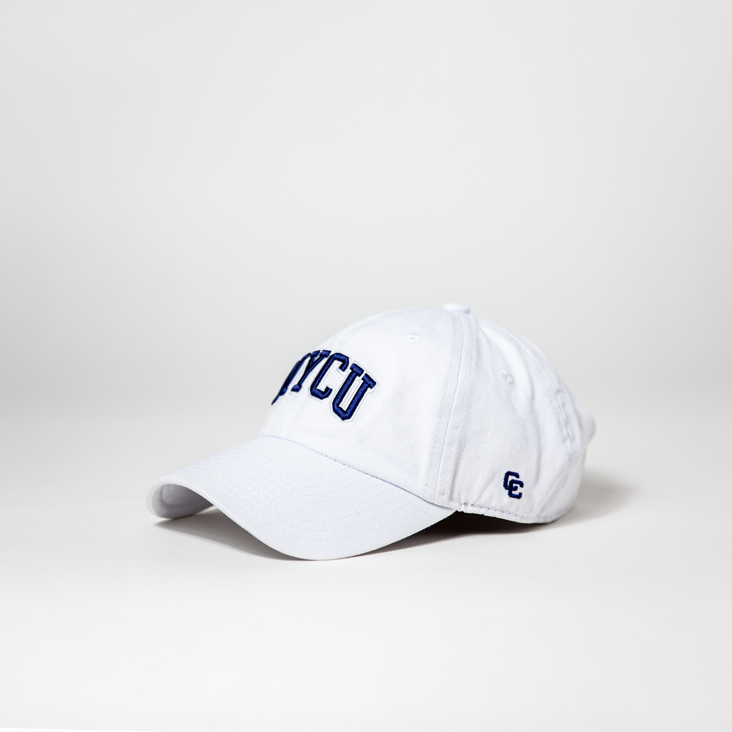 陽明交通大學 NYCU 復古刺繡老帽 (白色)