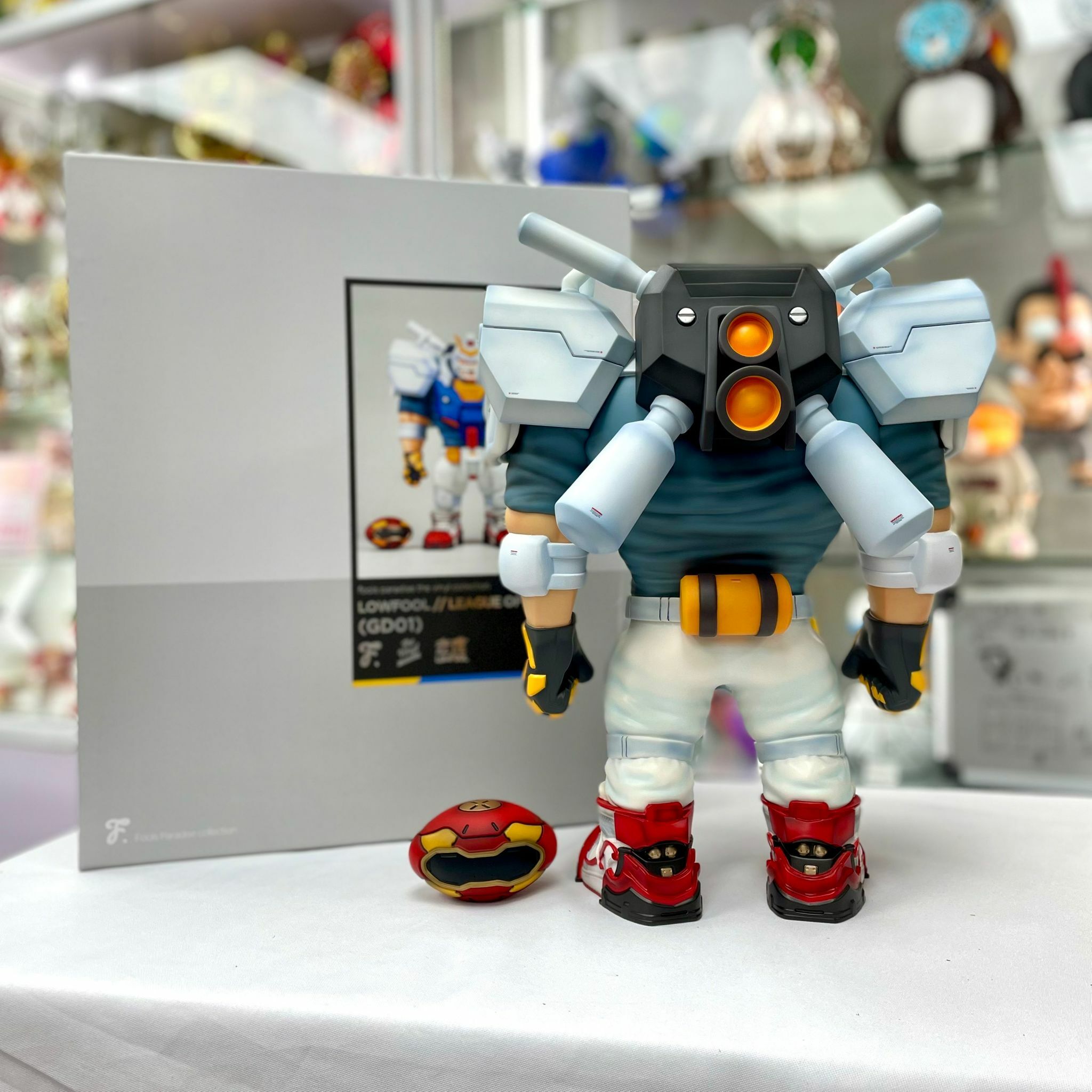 LOWFOOL // STEEL OF LEAGUE (T01-GD) by Fools Paradise