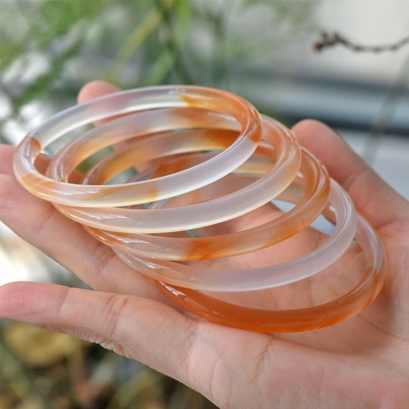 【玉鐲】蜜糖淺橘俏色冰糖雪梨美人鐲6mm
