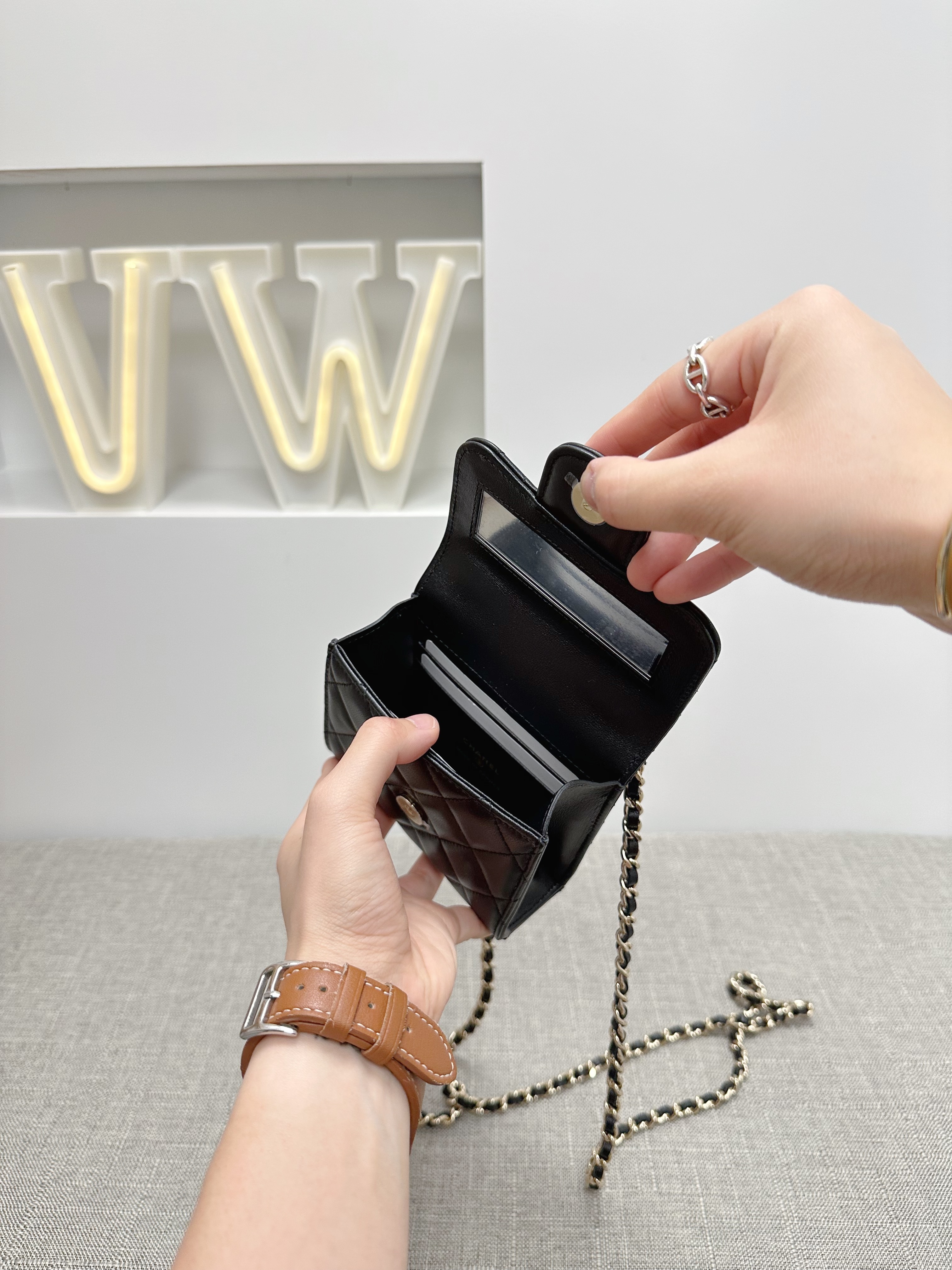 Chanel Top Handle Clutch On Chain (AP2682)