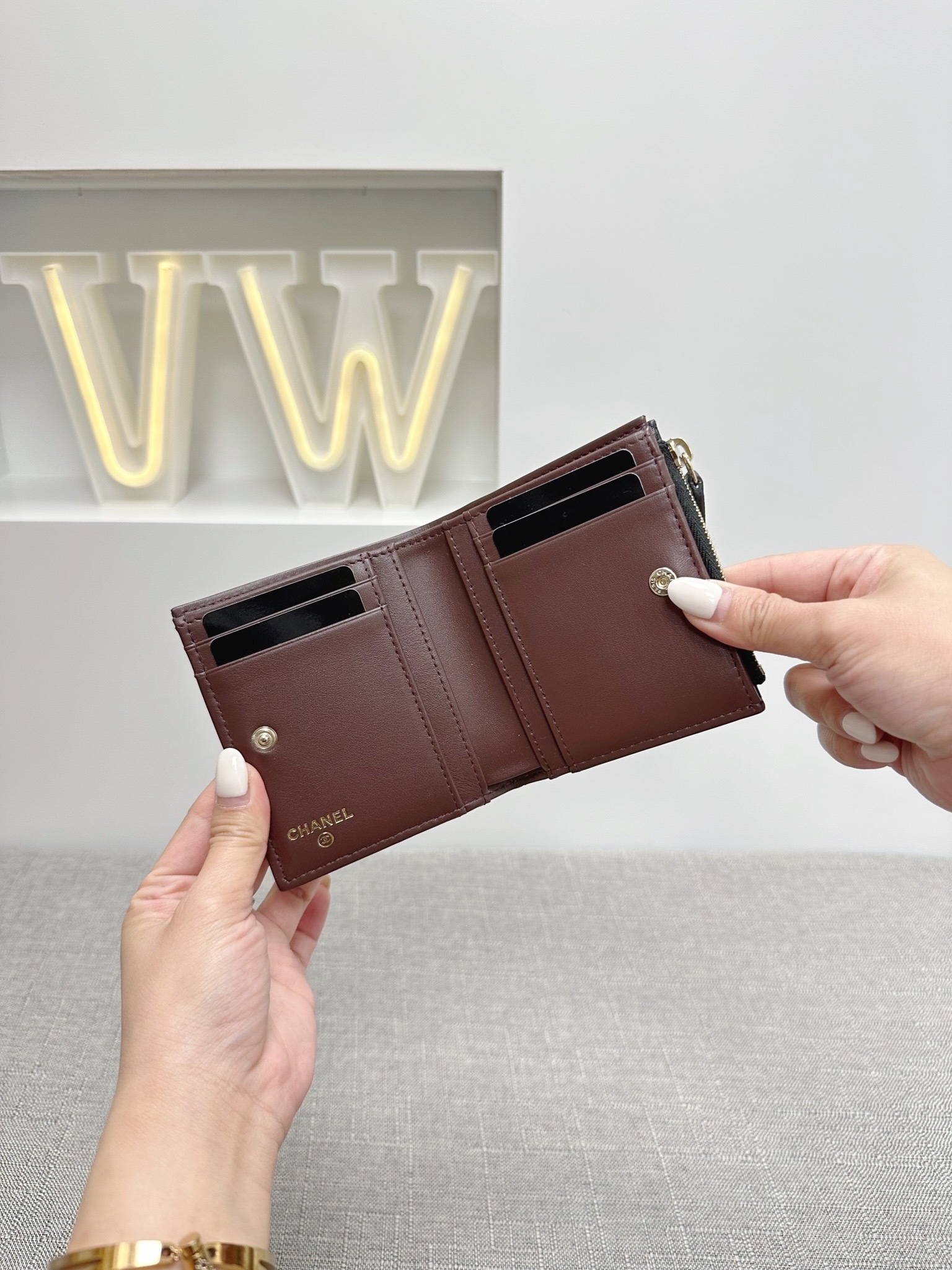 Chanel Compact Wallet (AP3388)