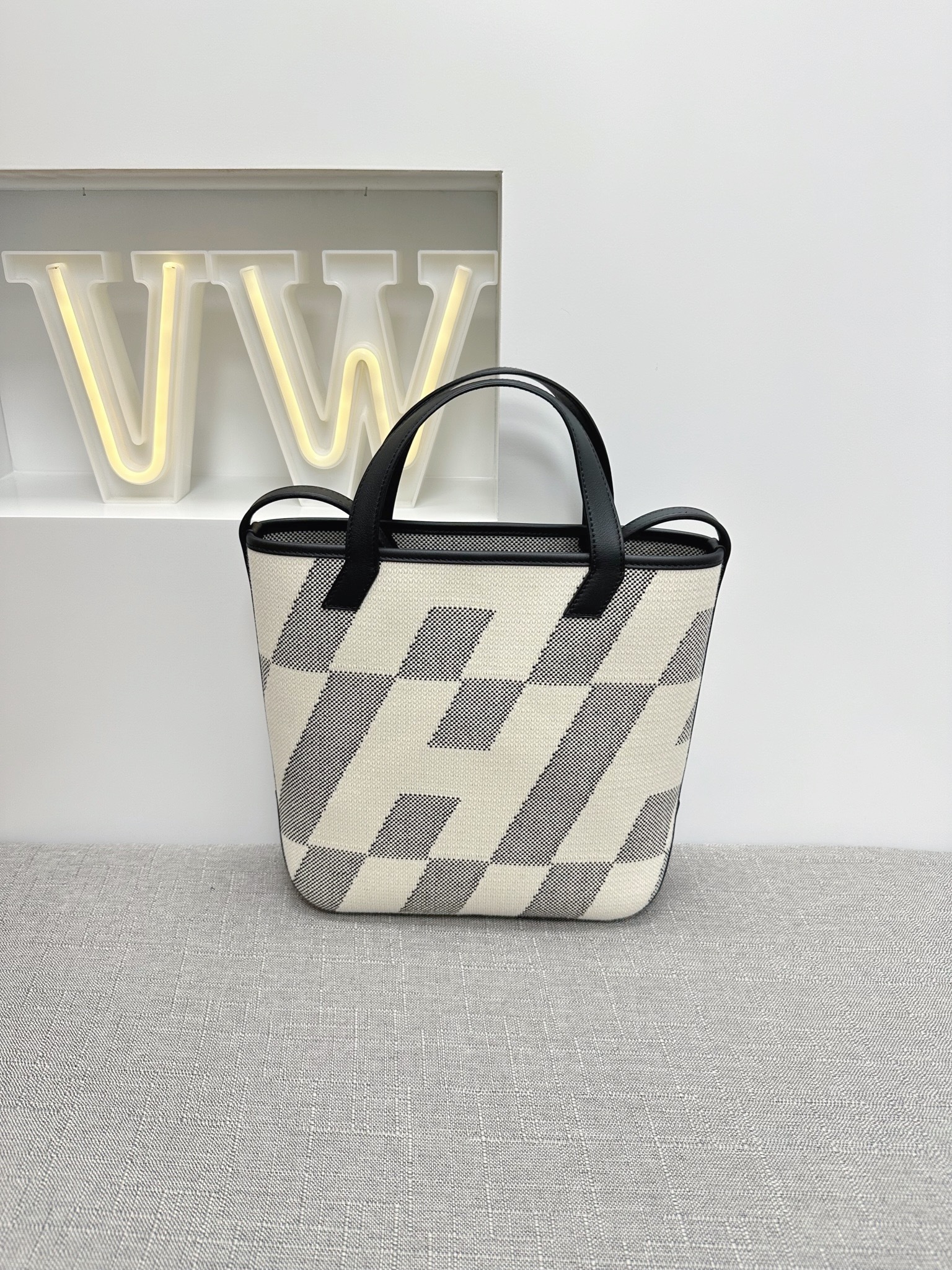 Hermes Cabas Hen Biais 27