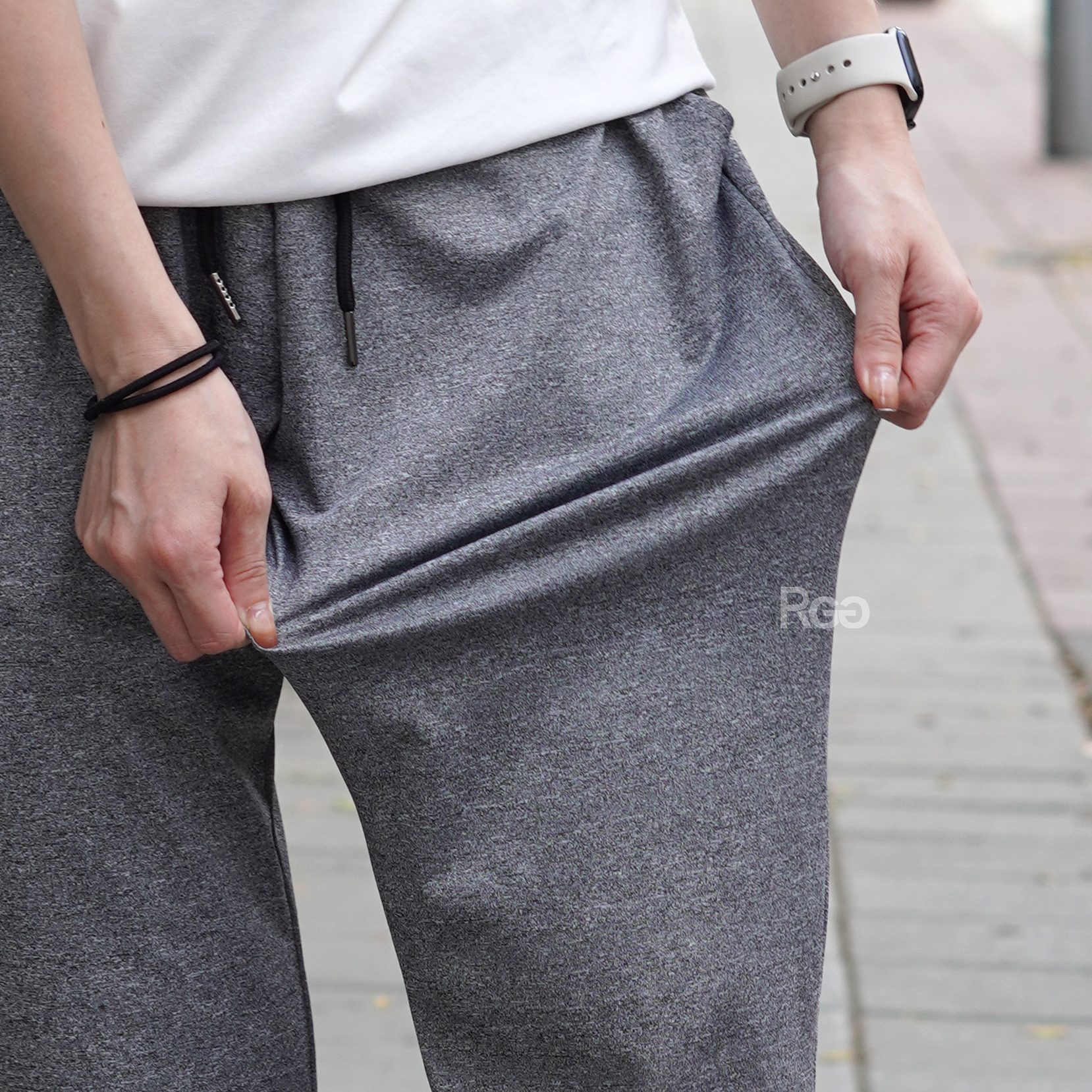 女模著冰絲涼感超彈力落地褲麻灰S細節