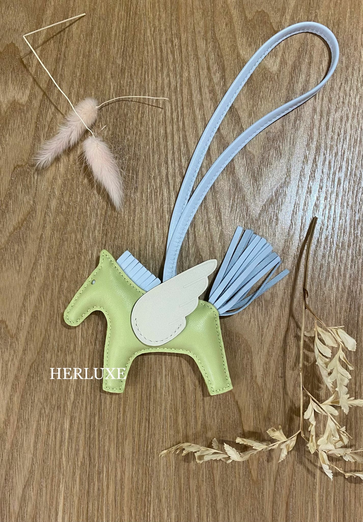 Rodeo Pegase pm R9 jaune bourgeon/ T0 blue brume/ i2 nata