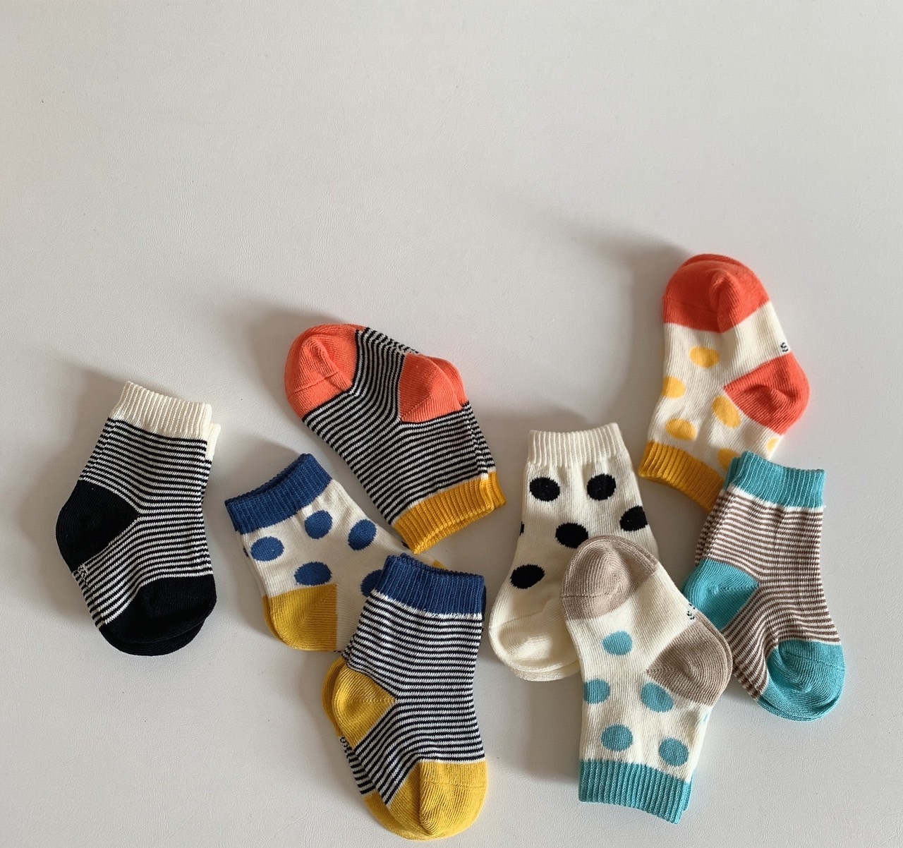撞色襪子組
