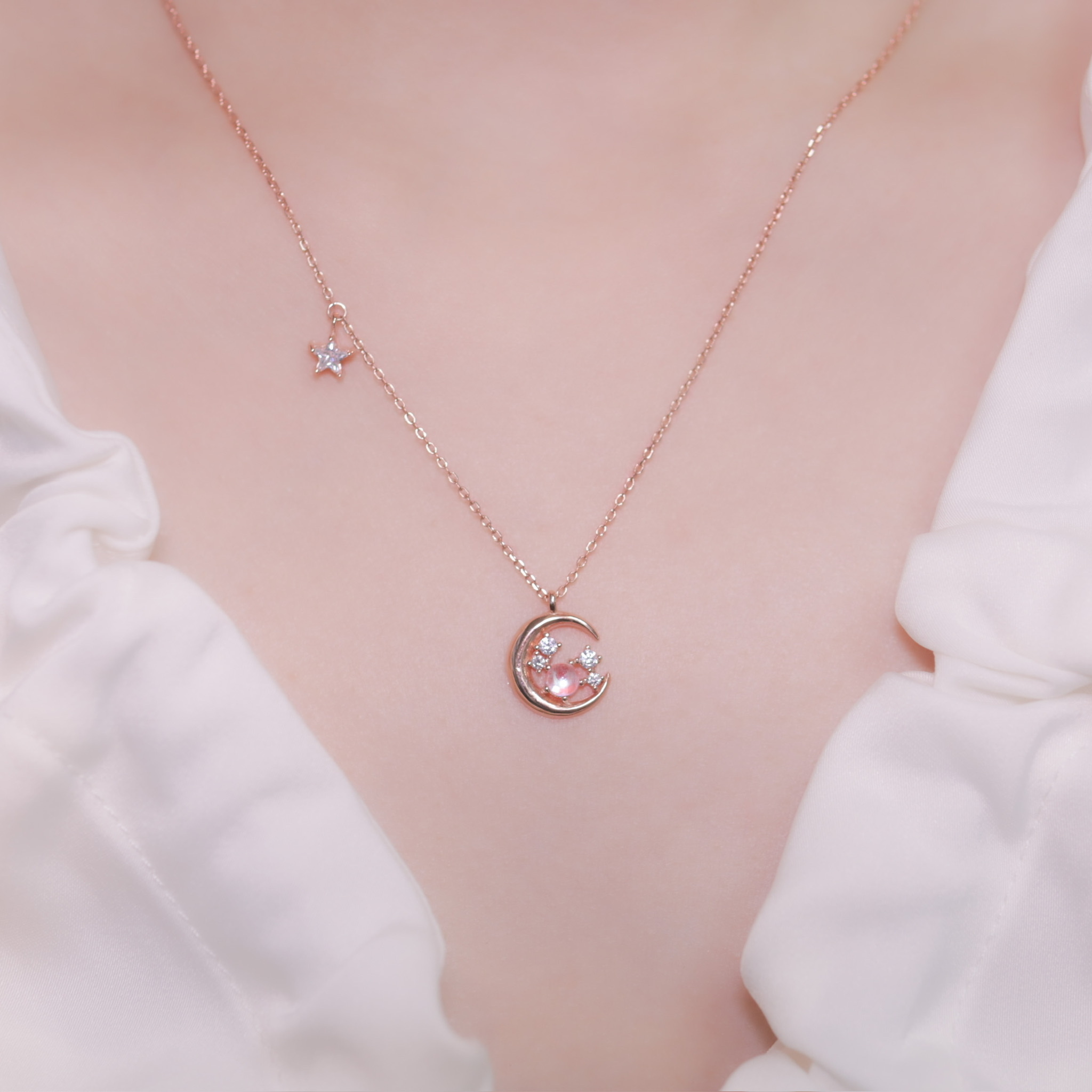 | 925 Silver・White Gold・Rose Gold | Cuddling Good Night Necklace（Silver / Rose Gold） | NE0510 |