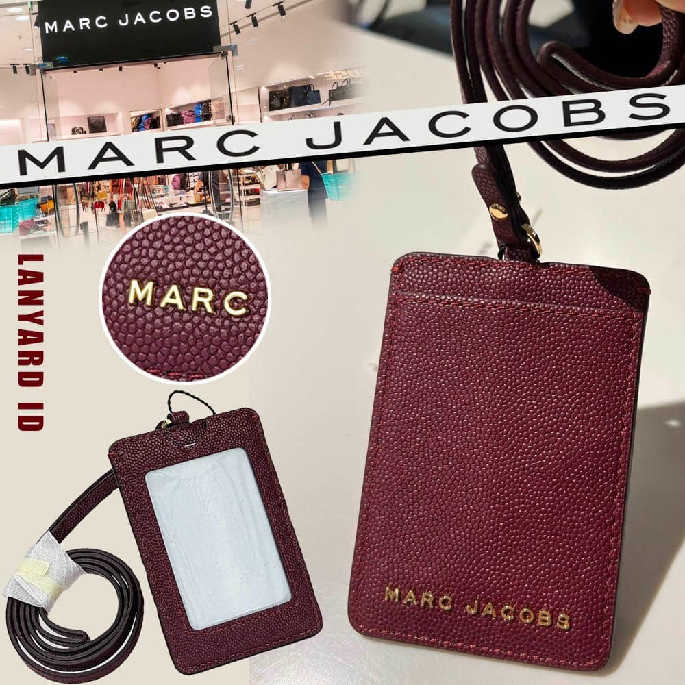 小物 marc jacobs 預購】Marc Jacobs Z20944 掛頸卡套(酒紅色)