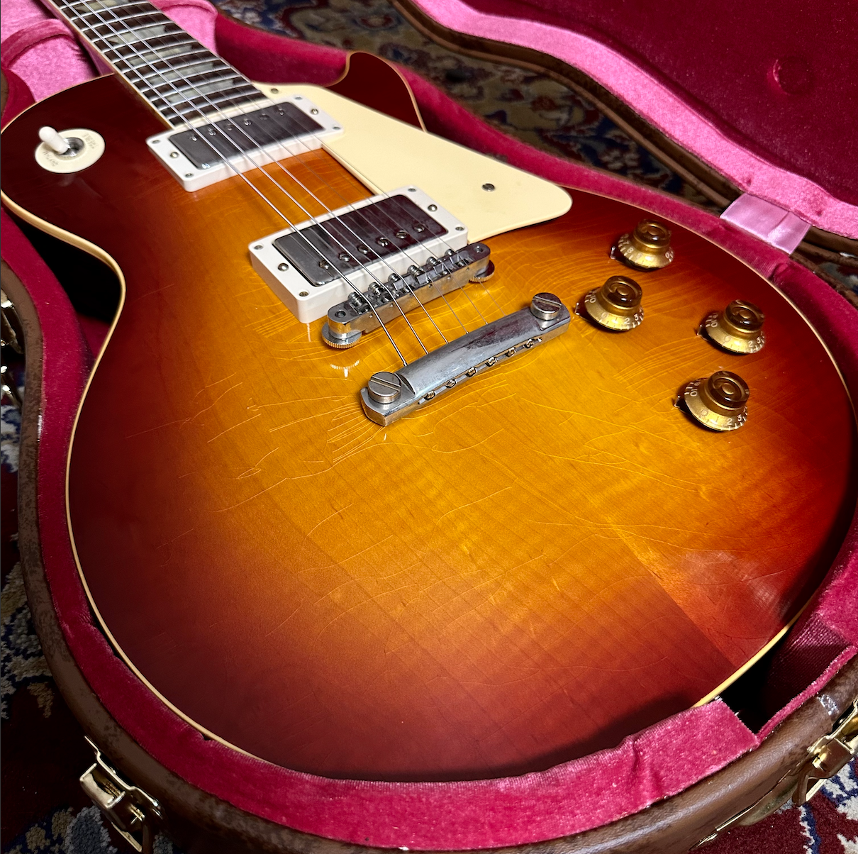 Gibson GIBSON Custom Shop MURPHY LAB 1958 Les Paul Standard Ultra Light Aged Washed Cherry Sunburst 第 2 張圖片｜三峽吉他 / Bass