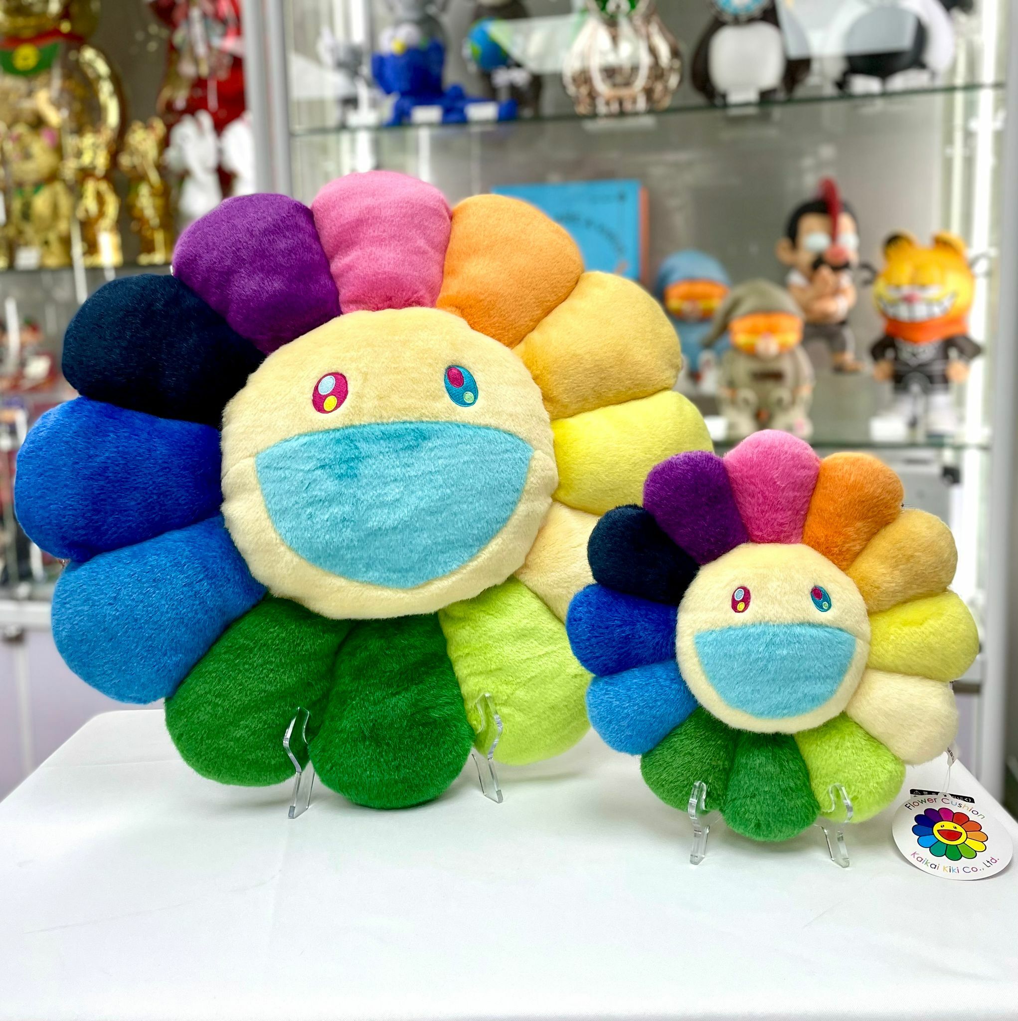 30cm /60cm Takashi Murakami Flower Cushion (Rainbow White)